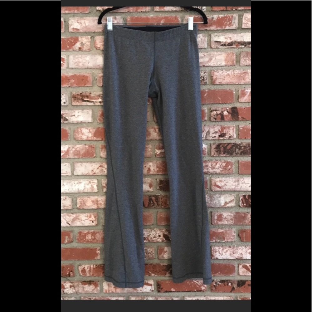Lululemon yoga pants
